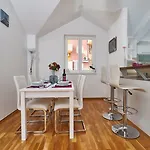 Adriatic Sea View Apartment Dubrovnik