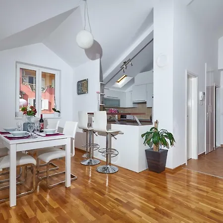 Daire Adriatic Sea View *