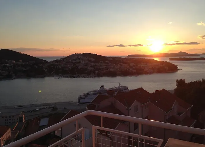 Adriatic Sea View Апартаменты Дубровник