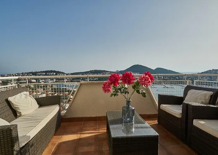 Adriatic Sea View Апартаменты Дубровник
