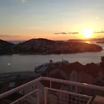 Adriatic Sea View Apartment Dubrovnik